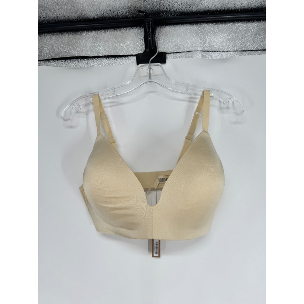 SKIMS Wireless Form T Shirt Bra Womens Size 40D Butter Padded Adjustable Straps
